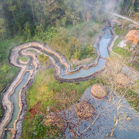 Thanh Tan Hot Springs By Fusion Hue Buitenkant foto