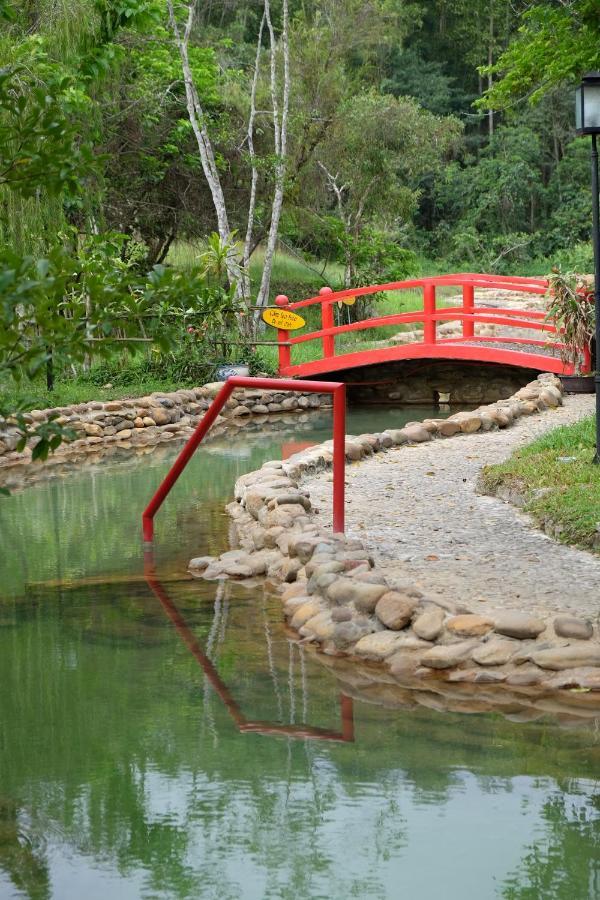 Thanh Tan Hot Springs By Fusion Hue Buitenkant foto